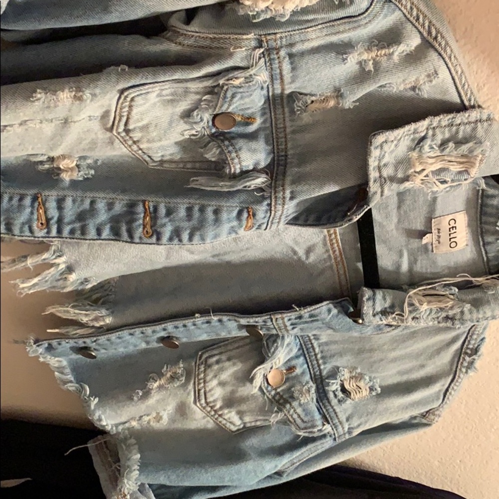 Crop top jean jacket